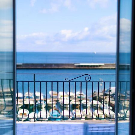 Capri Holiday Home With A Sea View Exteriör bild